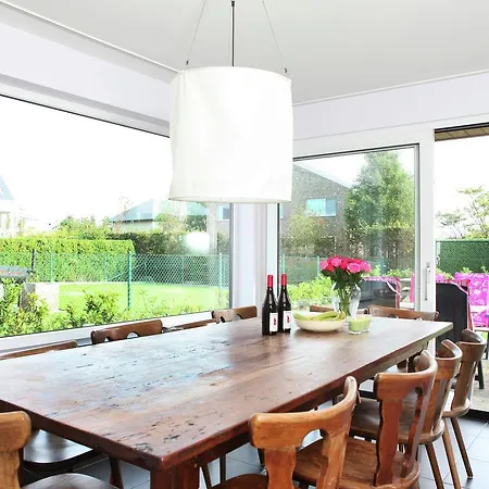 Modern Holiday Home By The Beach In Ostend Holiday home *